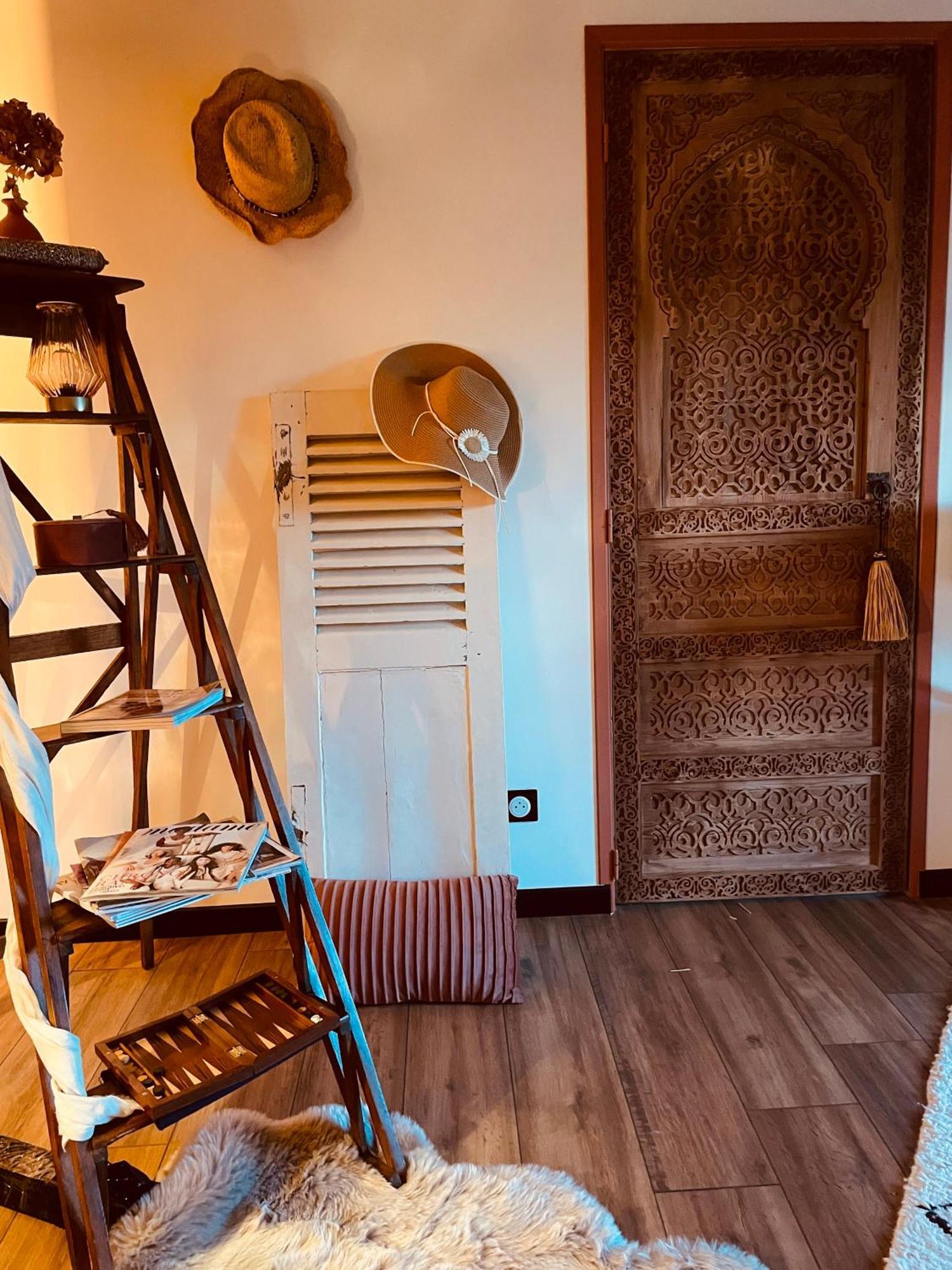شقة Chez Trotro Saint-Pierre-de-Plesguen المظهر الخارجي الصورة
